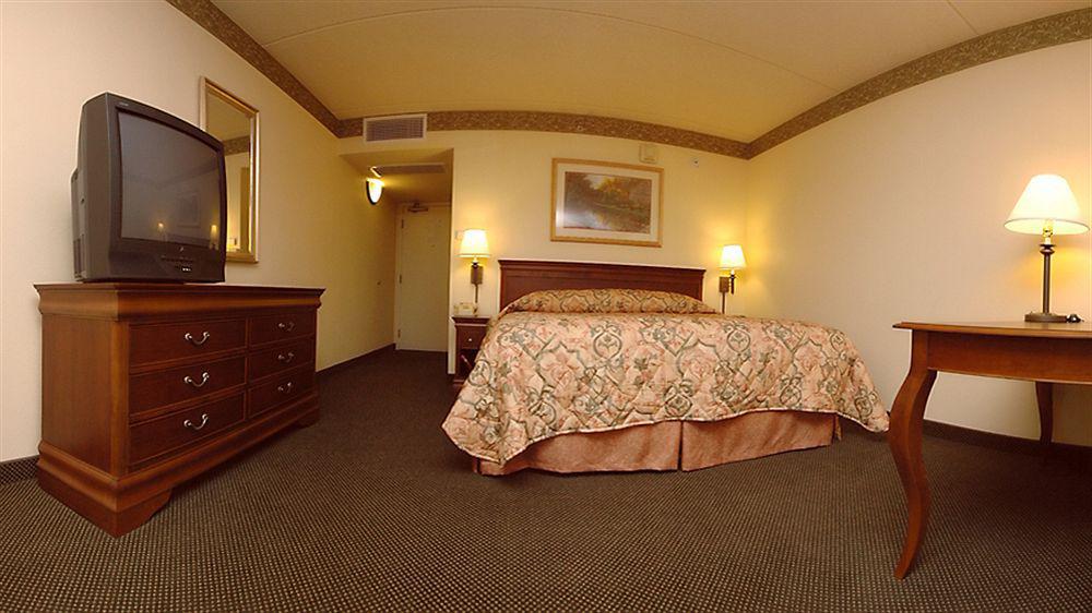 Holiday Inn Express Naperville By Ihg Exterior foto